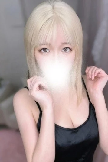 塩谷りさ
