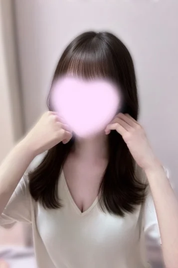 東條せいら